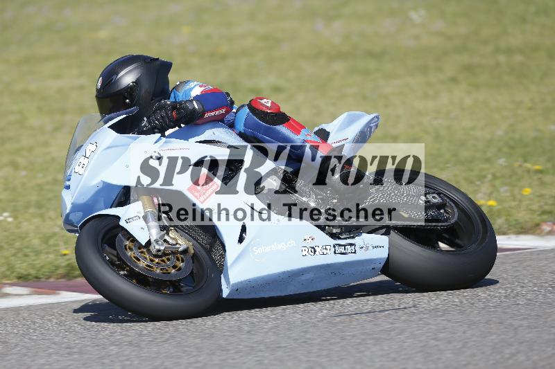 /10 20.04.2026  Pluess Moto Sport ADR/Freies Fahren/84